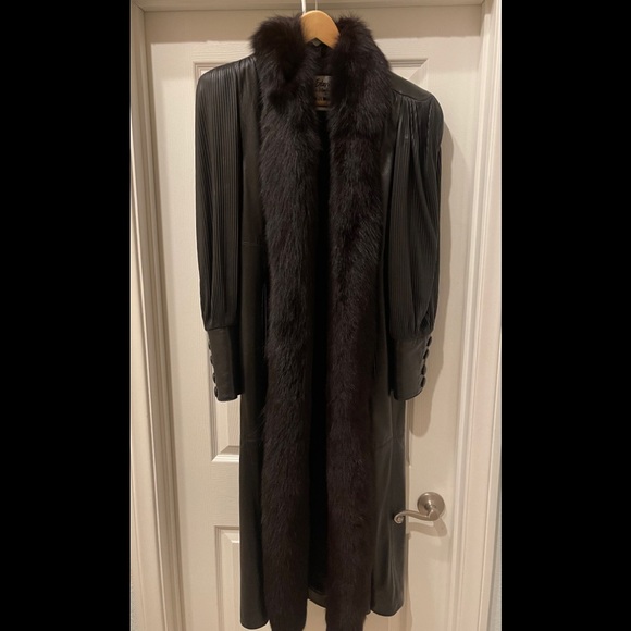Rocco D'Amelio Jackets & Blazers - Rocco D’Amelio  black leather coat w/ mink collar